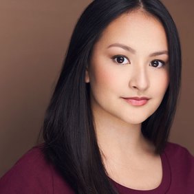 Headshot photo of Isabella Chang